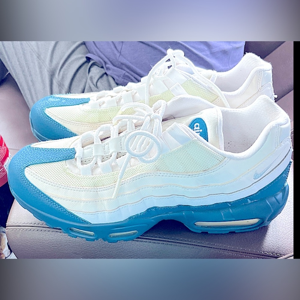 Nike Air Max 95 White and Blue Men's Athletic Shoes